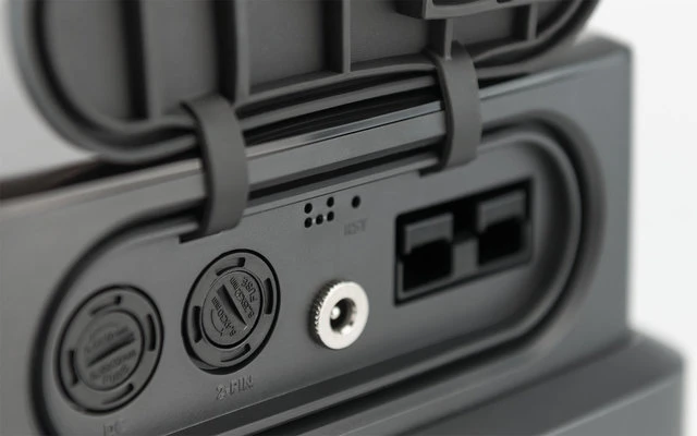 Dometic PLB40 Tragbare Lithiumbatterie 40 Ah 1 Dometic PLB40 Tragbare Lithiumbatterie 40 Ah