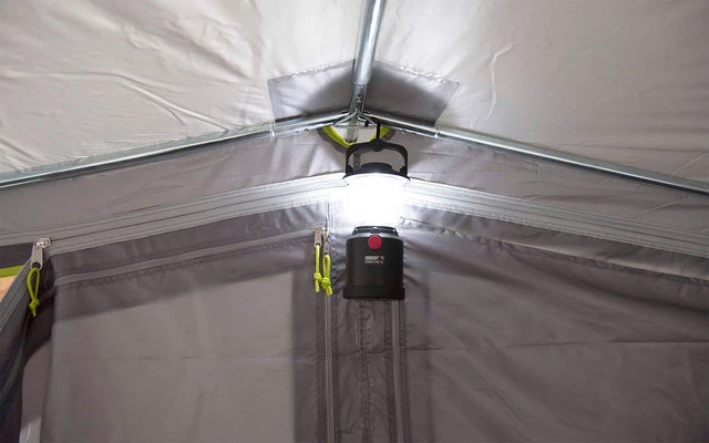 High Peak Tramp 2.0 Freistehendes Busvorzelt 7 High Peak Tramp 2.0 Freistehendes Busvorzelt – Bild 7